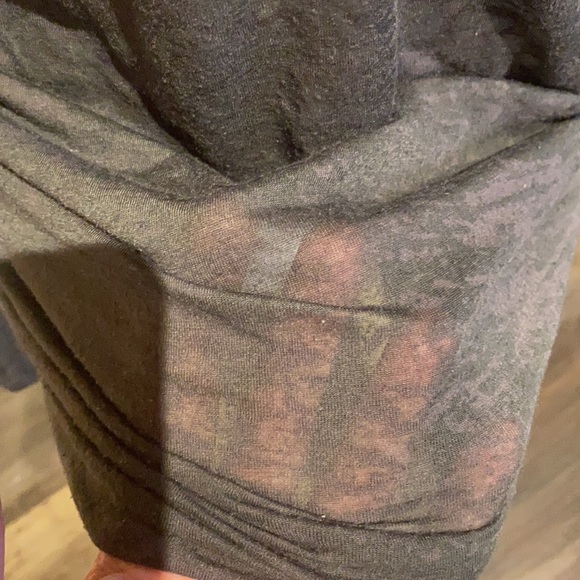 3/$20 Tart draped collar open cardigan preowned - Picture 6 of 9